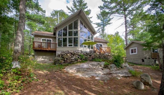 Six-mile Cottage - Three Bedroom Cottage, Sleeps 8
