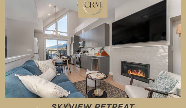 Skyview Retreat - Pool, Hot Tub & Parking