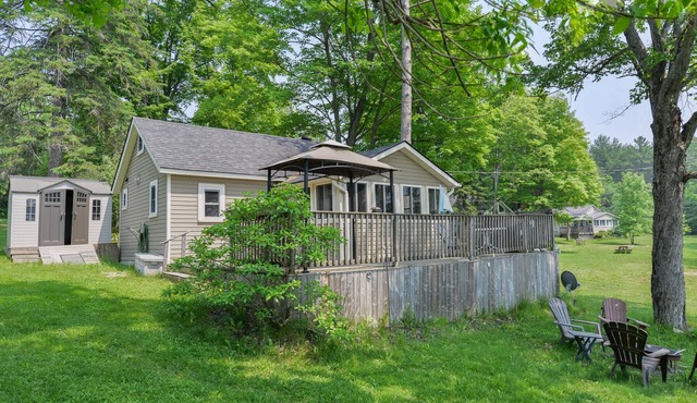 Small Cottage By The Moon River