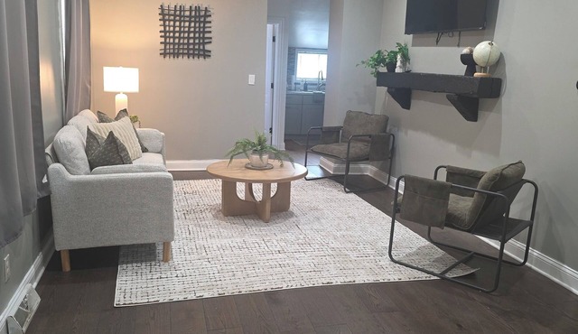 Spacious 3-bedroom house in serene Cleveland with AC