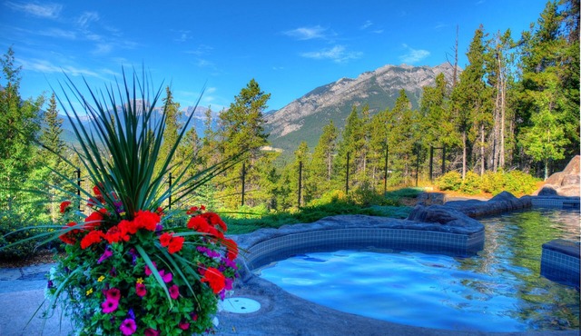 Spacious Mountain Getaway | Hot Pools Access!