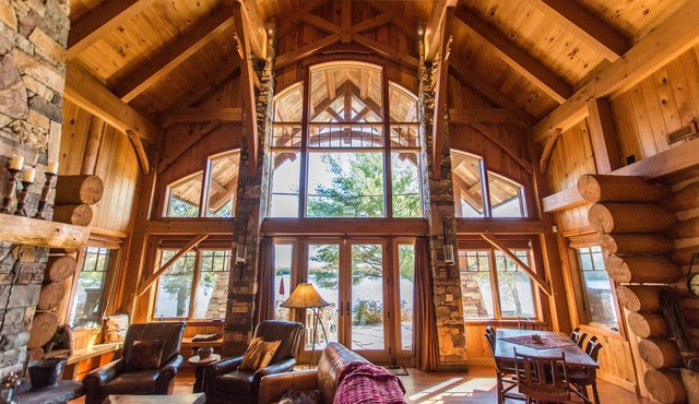 Spectacular Log and Timber Frame Retreat