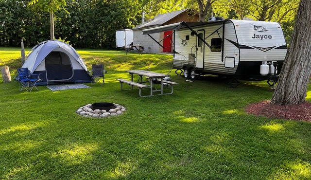 Spot 16 - BYO Trailer/Tent