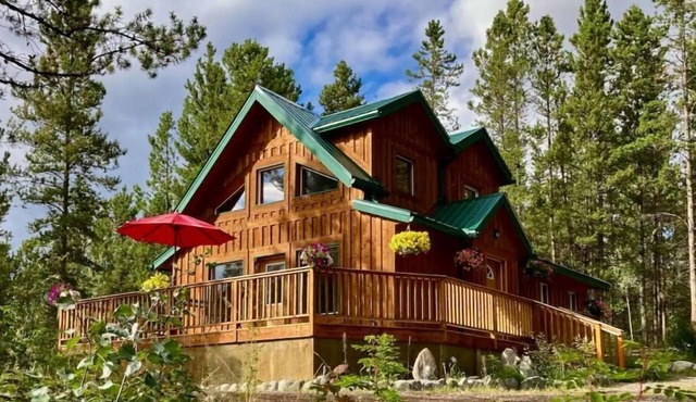 Springhills Chalet @ Hot Springs