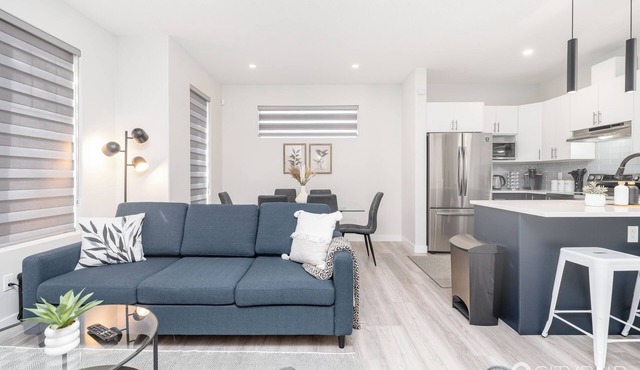 Spruce Ave - 2 bed Townhouse