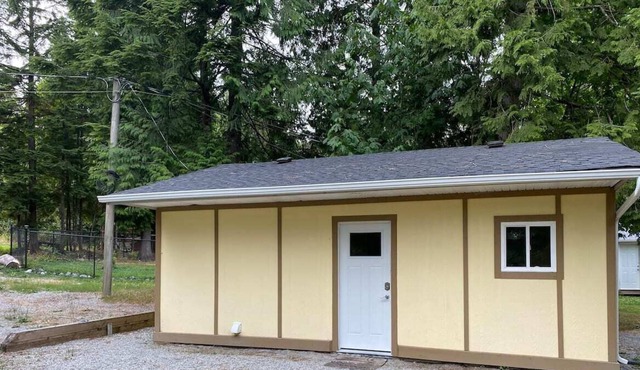 Studio/Cabin in Stave Lake -Mission