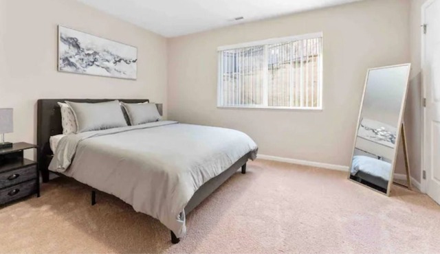 Stunning Stay near downtown AA