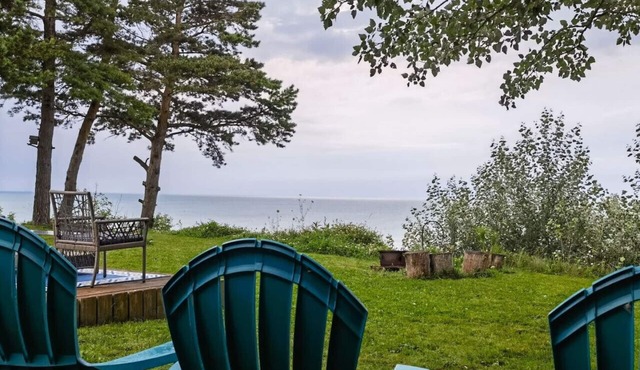 Summer Lakeview Getaway