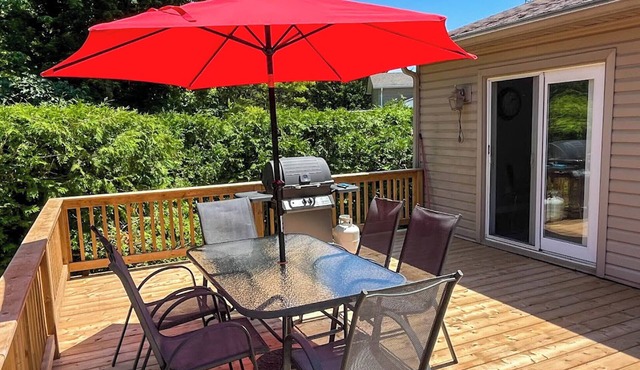 Sunny Gardens - Village of Bayfield