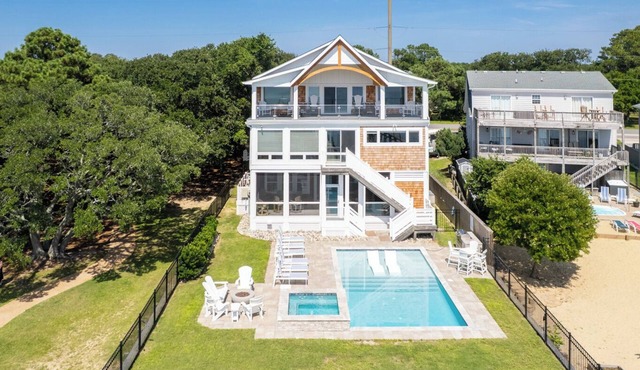 Sunset Bay 5 Bedroom Home with a Jacuzzi Tub, Work-Out Room and Bayside Access! in Kill Devil Hills