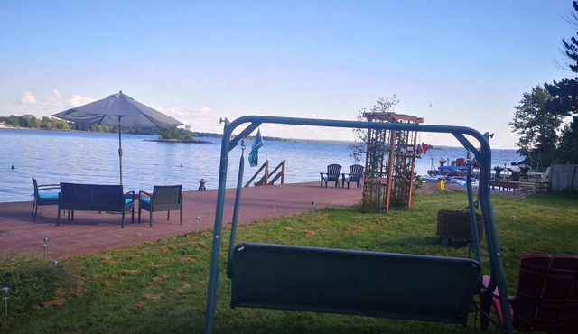 Sunset Lakefront Paradise, 1 bedroom w/balcony