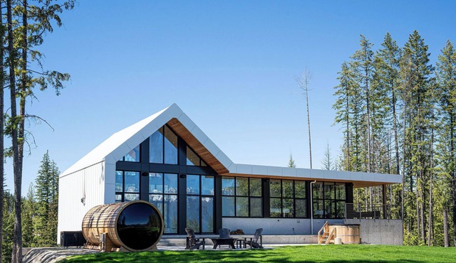 The Alder - Shelter Bay Estates Modern Chalet