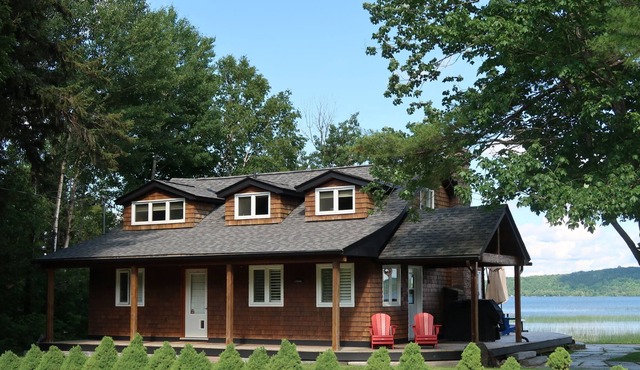 The Bear den on beautiful Lake Bernard