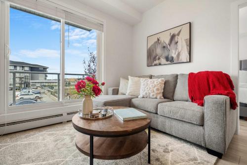 The Cornerstone 2BD 2BA Retreat Pet Friendly