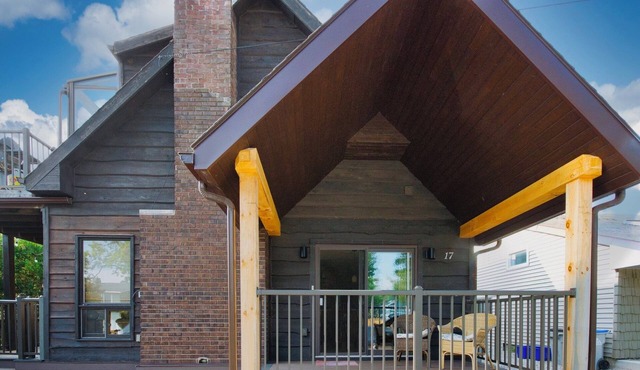 The Harbourview Cottage- Spend Some Time In Grand Bend!