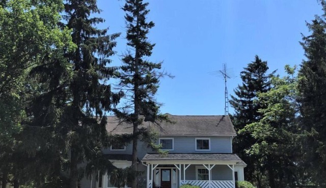 The Highway House-PEC getaway