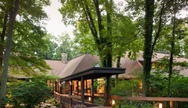 The Inn At Honey Run
