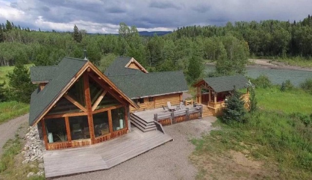 The Luxurious Lodge - L.D.R.