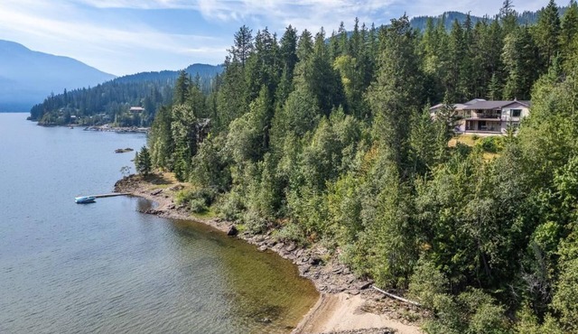 The Nest on Kootenay Lake in Crawford Bay