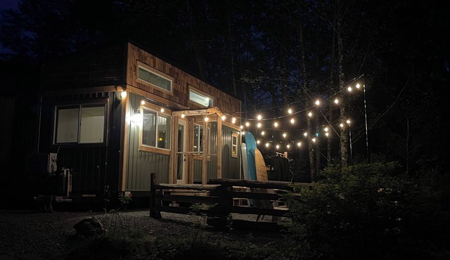 The Nook Tiny House-Ucluelet