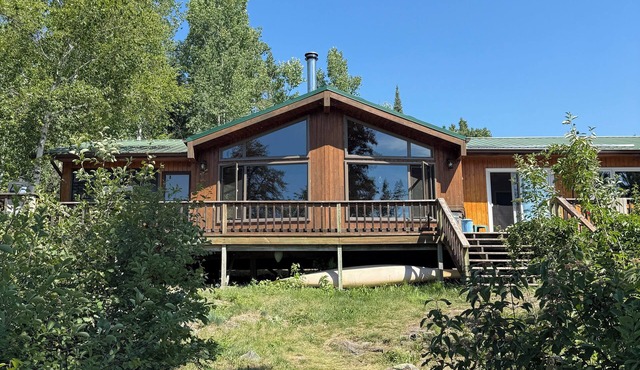 The Retreat: Stunning cottage on Lake of the Woods.