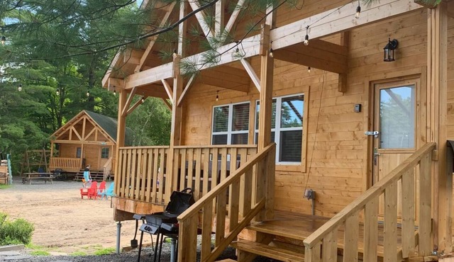 This cottage is a 1 bedroom(s), 1 bathrooms, located in Parry Sound , on.