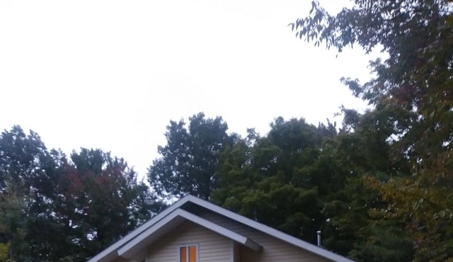Thistledew Cottage near Boyne Mountain Resort and Deer Lake