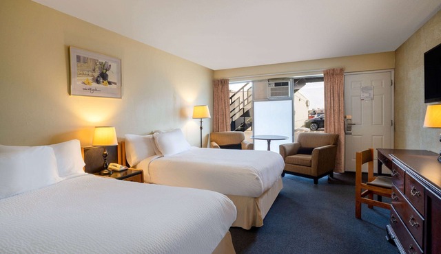 Thriftlodge by Wyndham Regina North