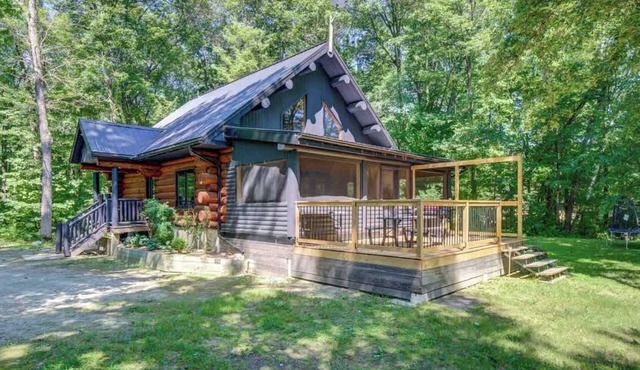 Tiger Lodge Loghouse