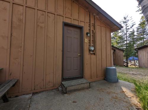 Tiny Wood Cottage 18