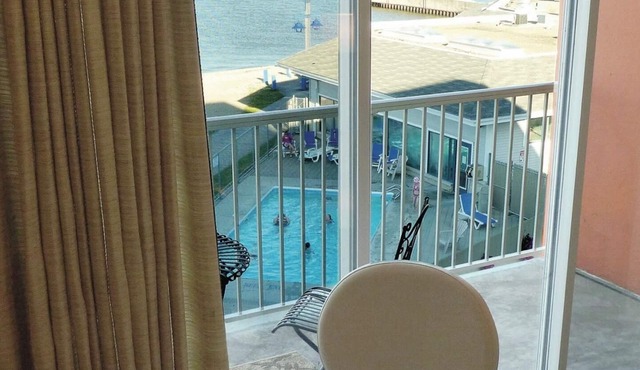 Top floor Lakeview Hotel One Bedroom available Aug 1-8 Icelandic festival week