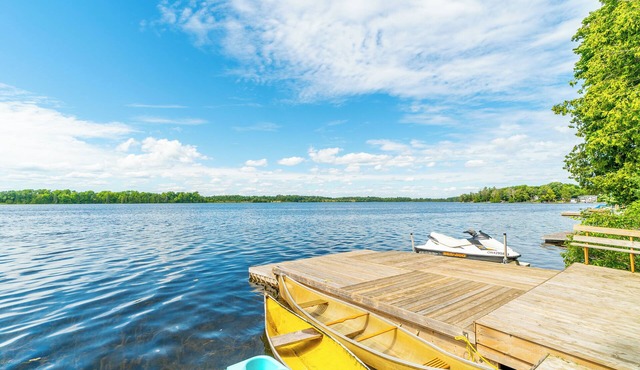 Tranquil Lakehouse Cottage in the Kawarthas