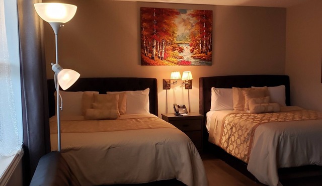 Travellers Motel