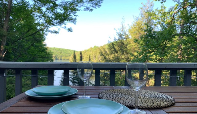 Treetop View Cottage, offers recharging morning views!