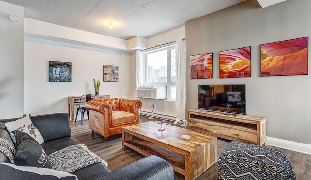 Urban 2BR Escape In-suite Laundry and Terrace
