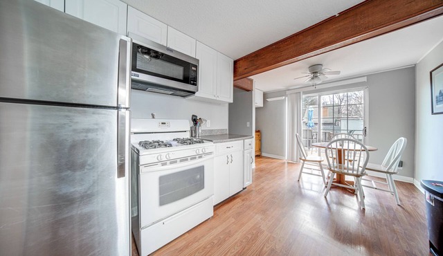 Walk to Lake Erie & Beach Access: Home w/Deck!