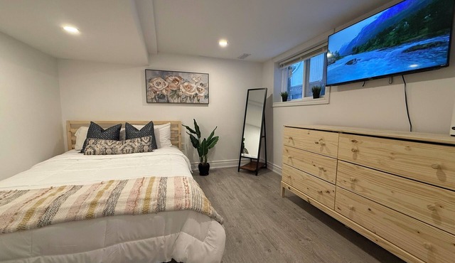 Warm & Welcoming 2BR Little Italy