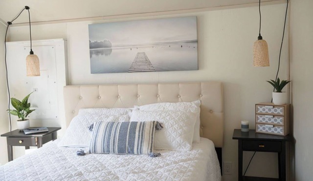 Waterfront Coastal Themed Cabin