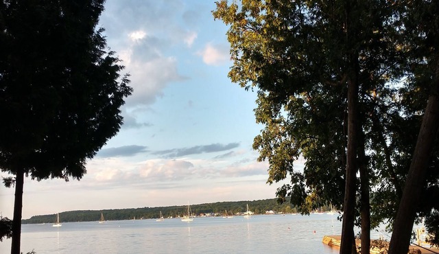 Waterfront cottage in Ephraim