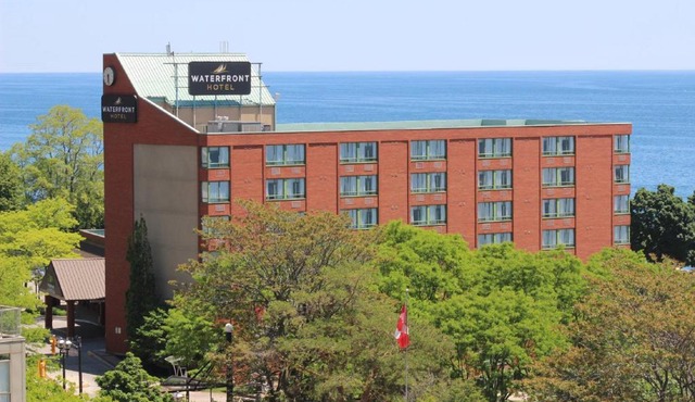 Waterfront Hotel Downtown Burlington