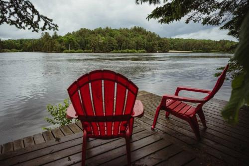 Waterfront lux loft 2 bedroom perfect for couples