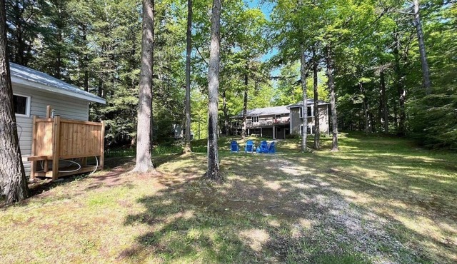 Waterfront Oasis on Mazinaw Lake