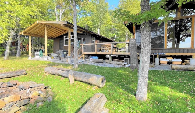 Welcome to the Wolf Den on Wolf Lake!