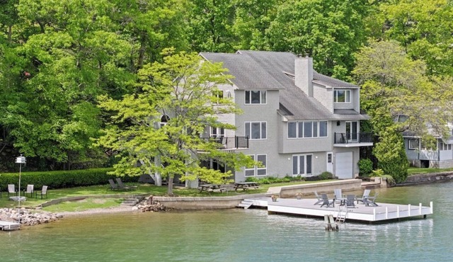 West Lake Retreat: private lake home on Keuka's west side