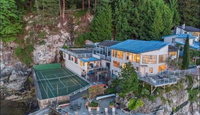 Whales house