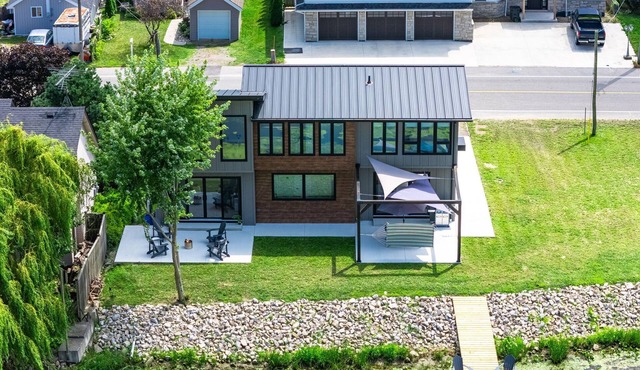 Wild Goose Landing- Located near local wineries and breweries