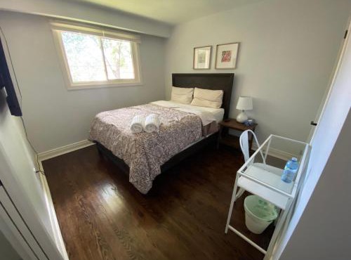 Yonge and Finch Subway !P Cozy & Quiet Private Bdr with Private Bathroom