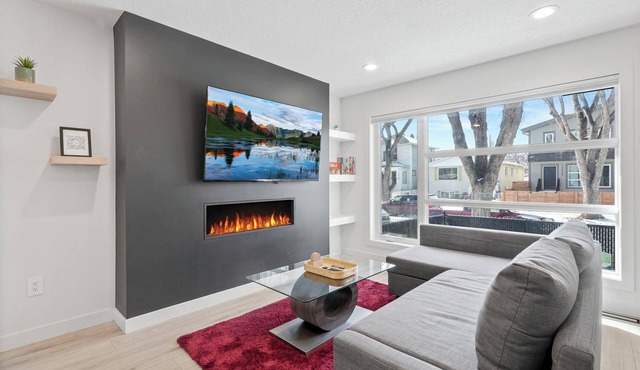 Your Own Modern House in the Heart of Edmonton