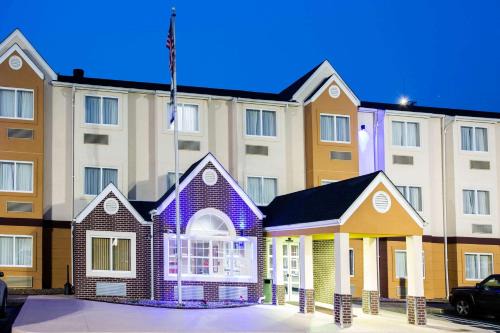 Microtel Inn 