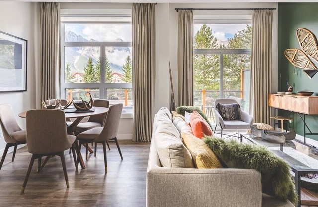 Modern Mountain Vibe - Gorgous new 3 bed townhouse with stunning mountain views